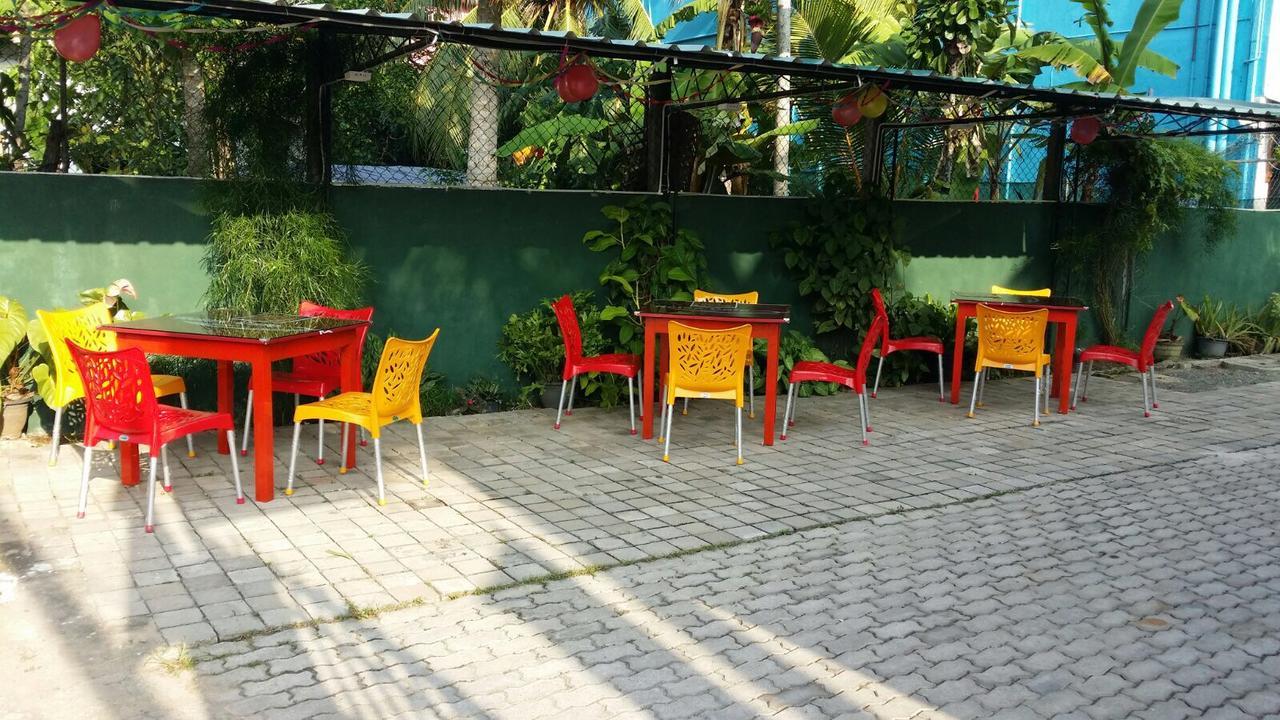 Relax Inn Хіккадува Екстер'єр фото